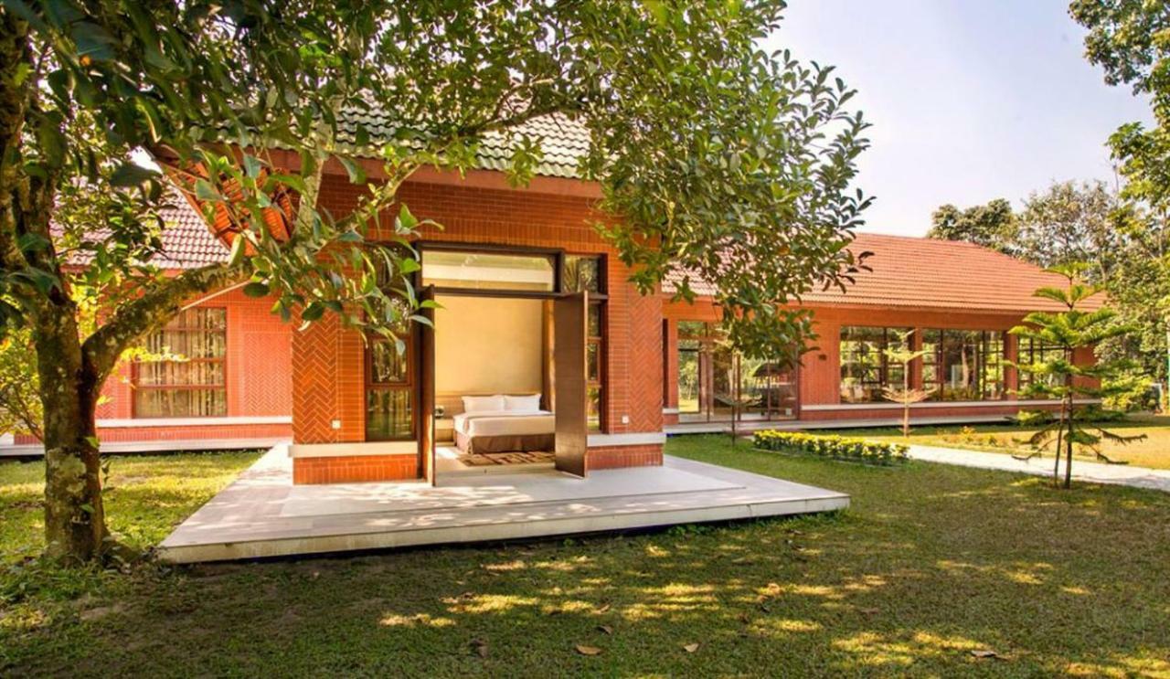 Sarah Resort Gazipur Екстер'єр фото